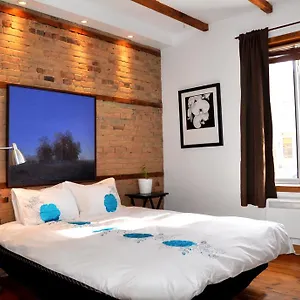 le-tierra-del-fuego-by-homeinmontreal.hotels-in-montreal.org/