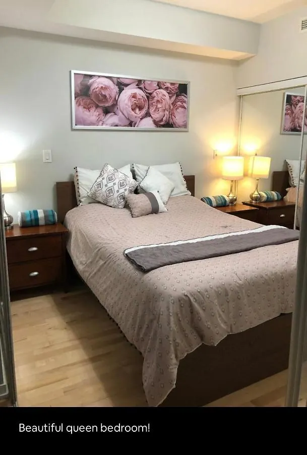 Beautiful Unit In Heart Of Downtown Toronto Lägenhet